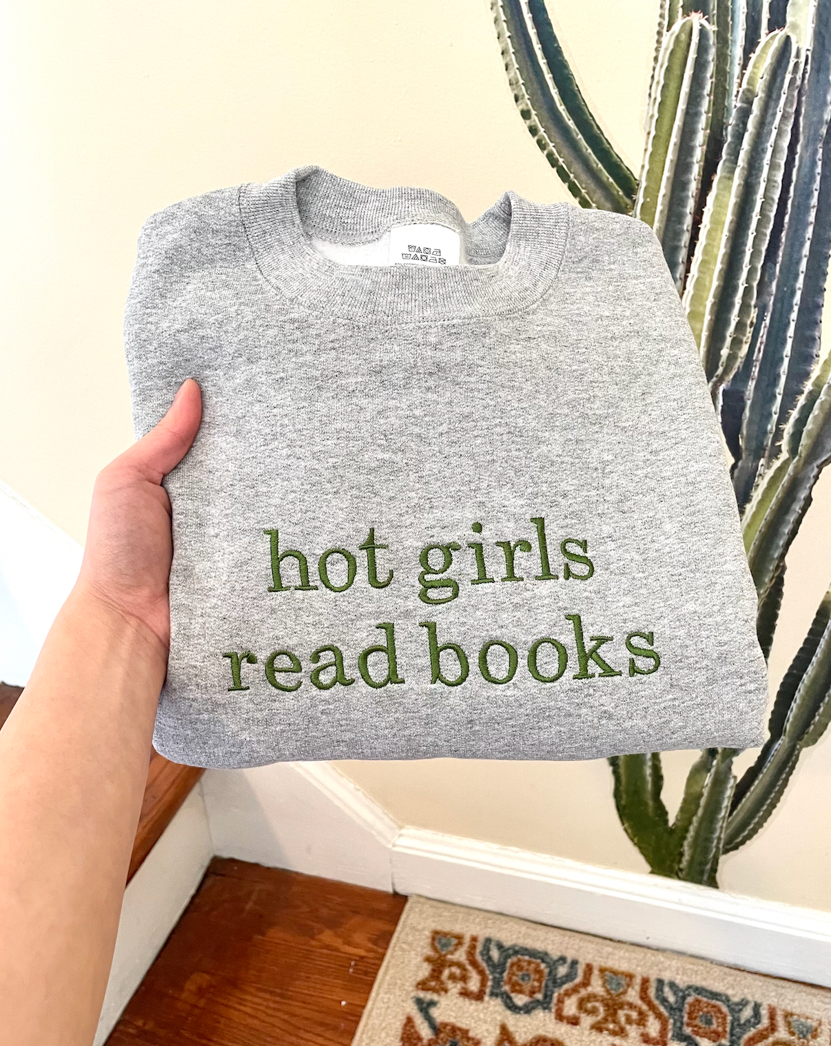Hot Girls Read Books Crewneck Sweatshirt - Green Thread