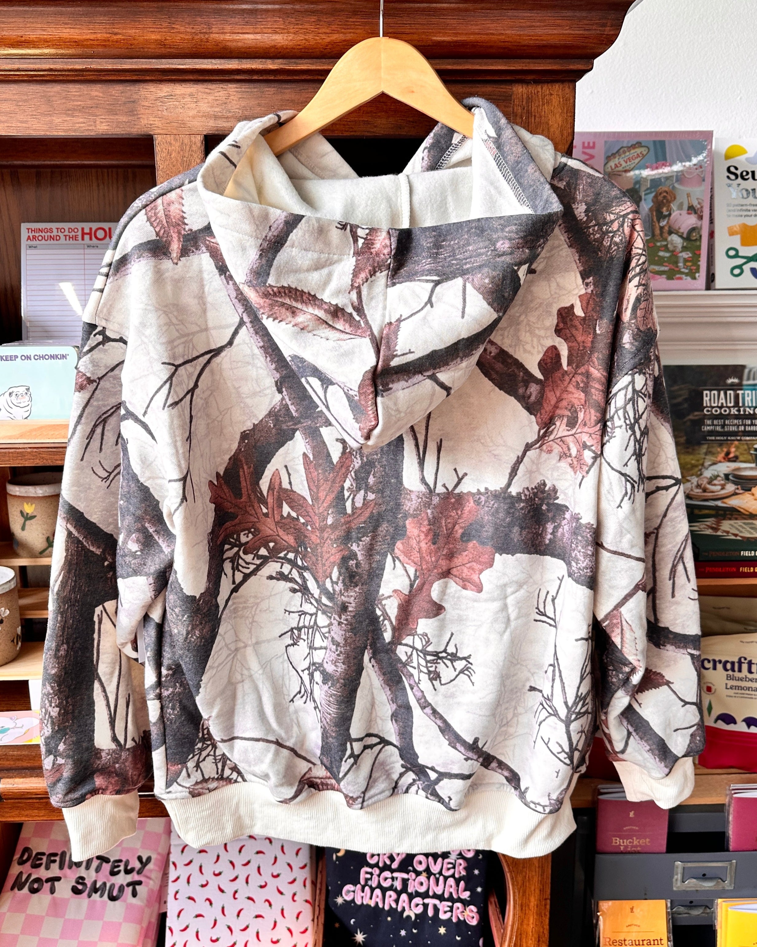 Camo Hoodie - Cream