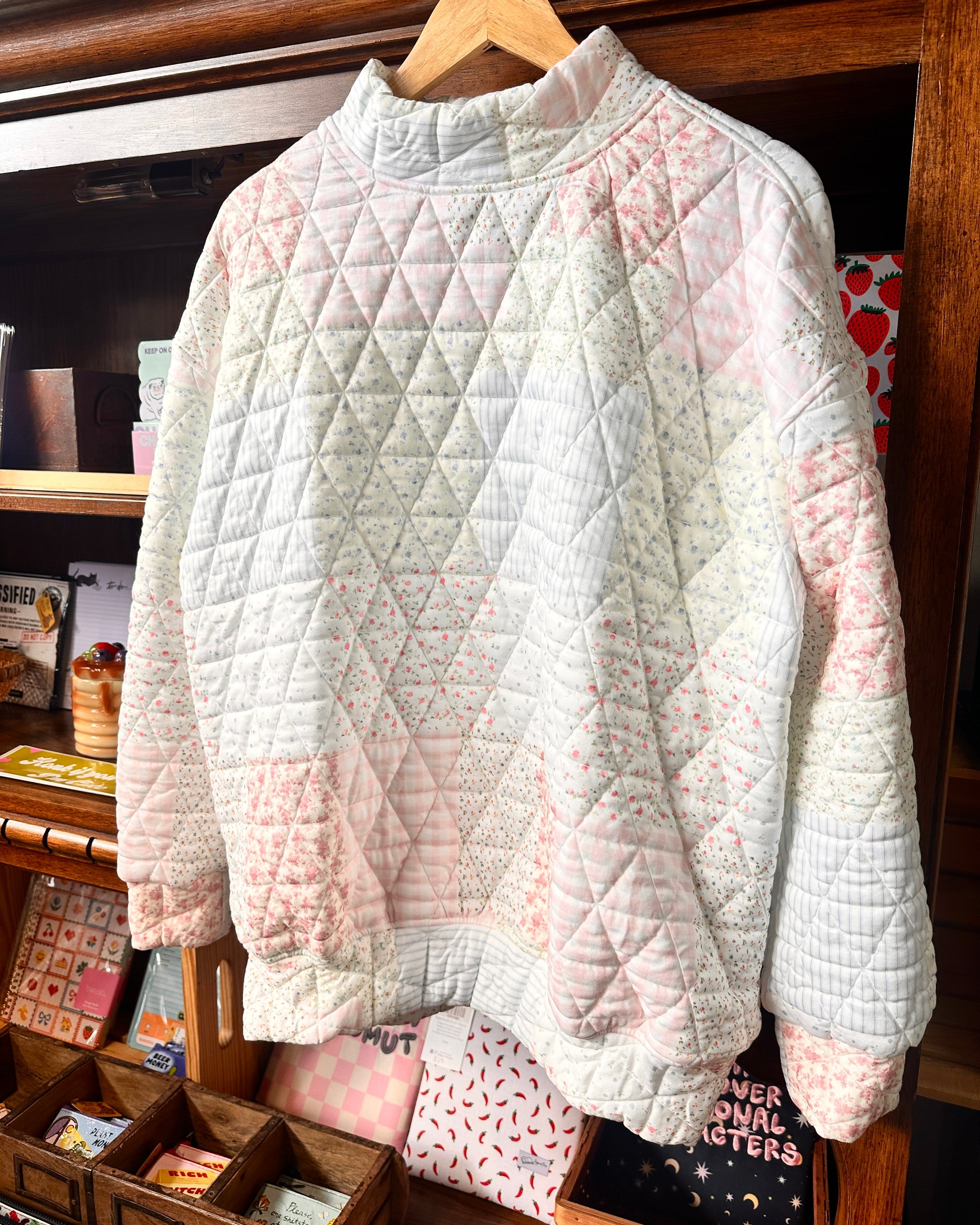 Quilted Mockneck Sweatshirt