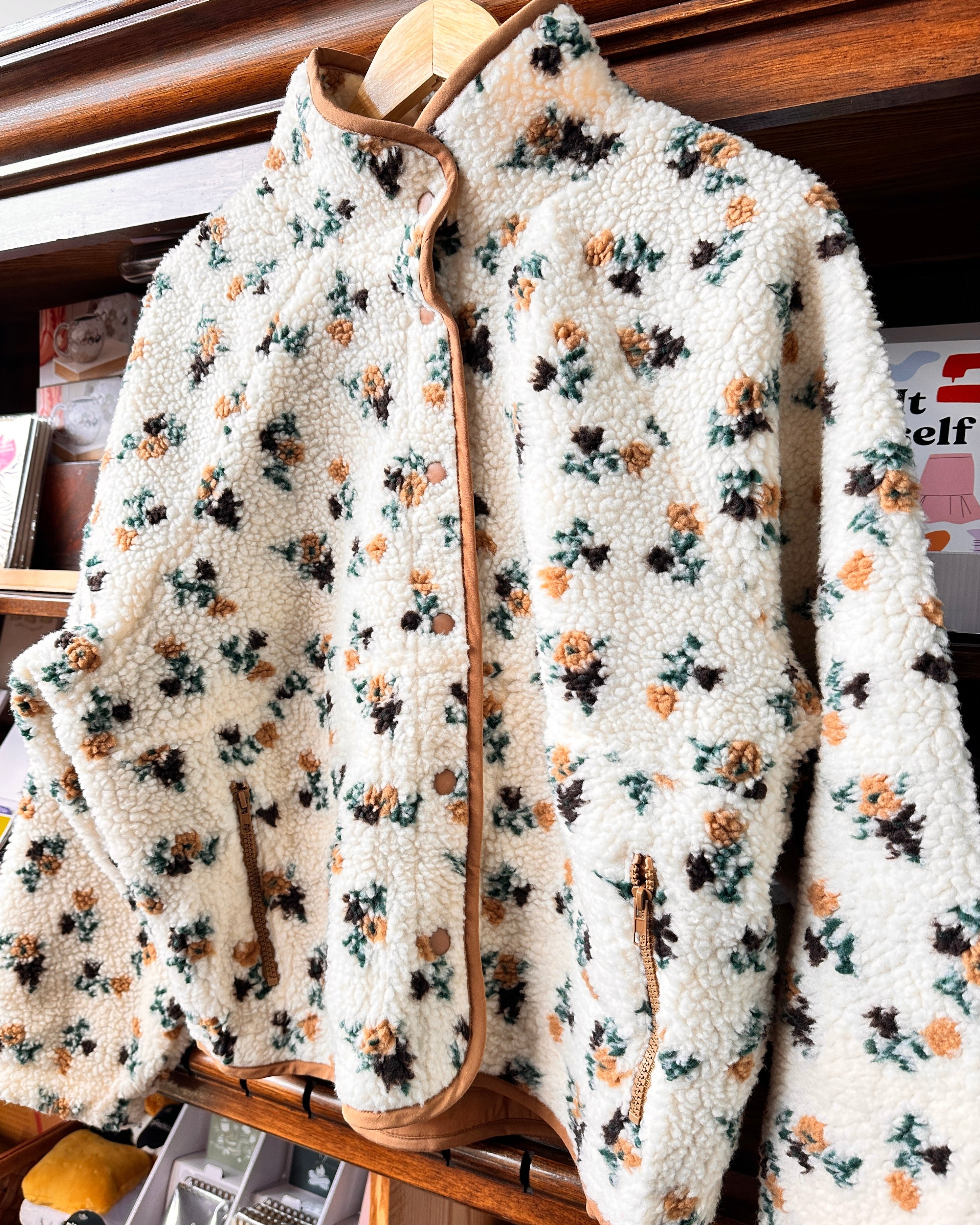 Floral Sherpa Fleece Jacket - Cream/Tan