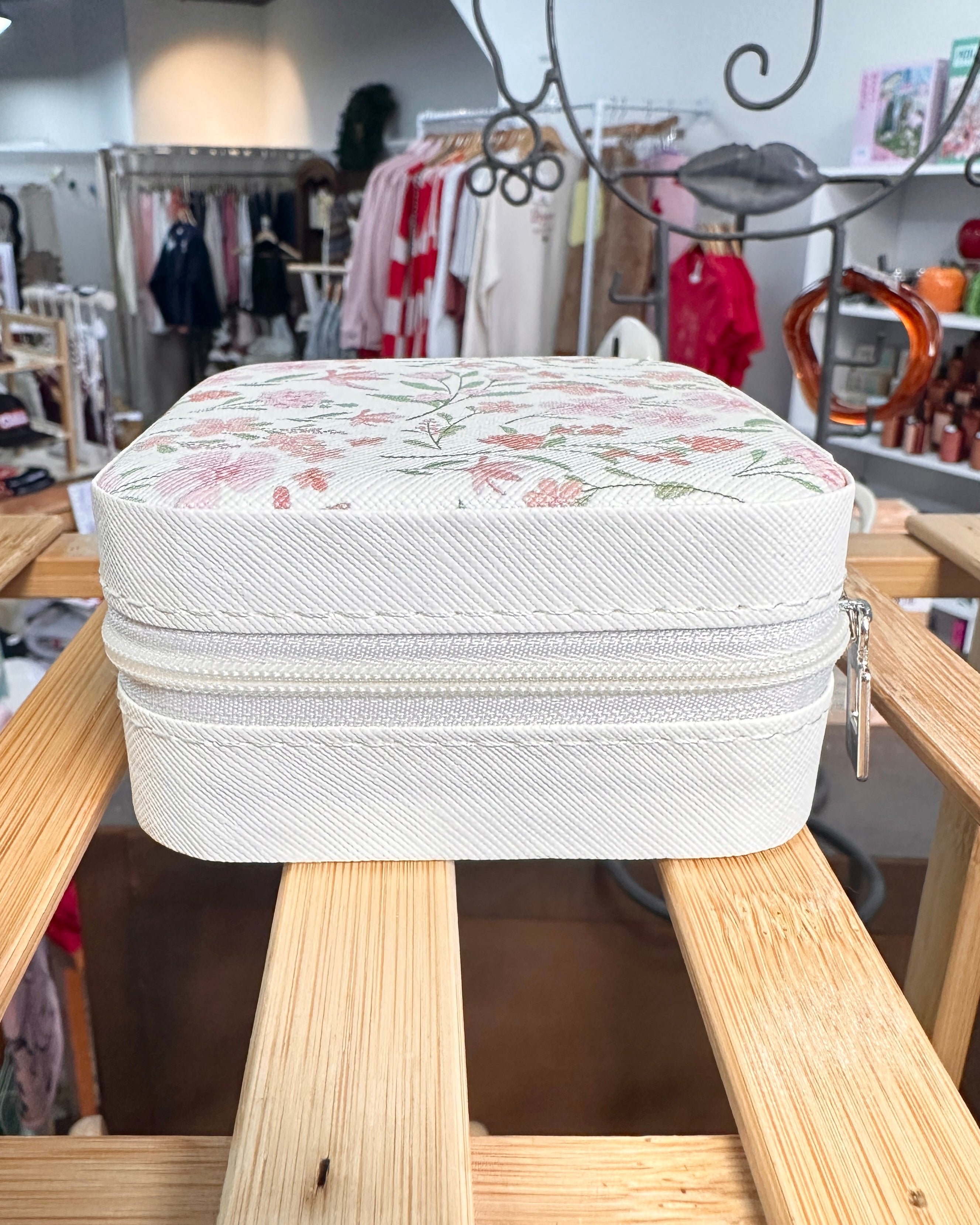 Compact Travel Jewelry Box - Pink Florals