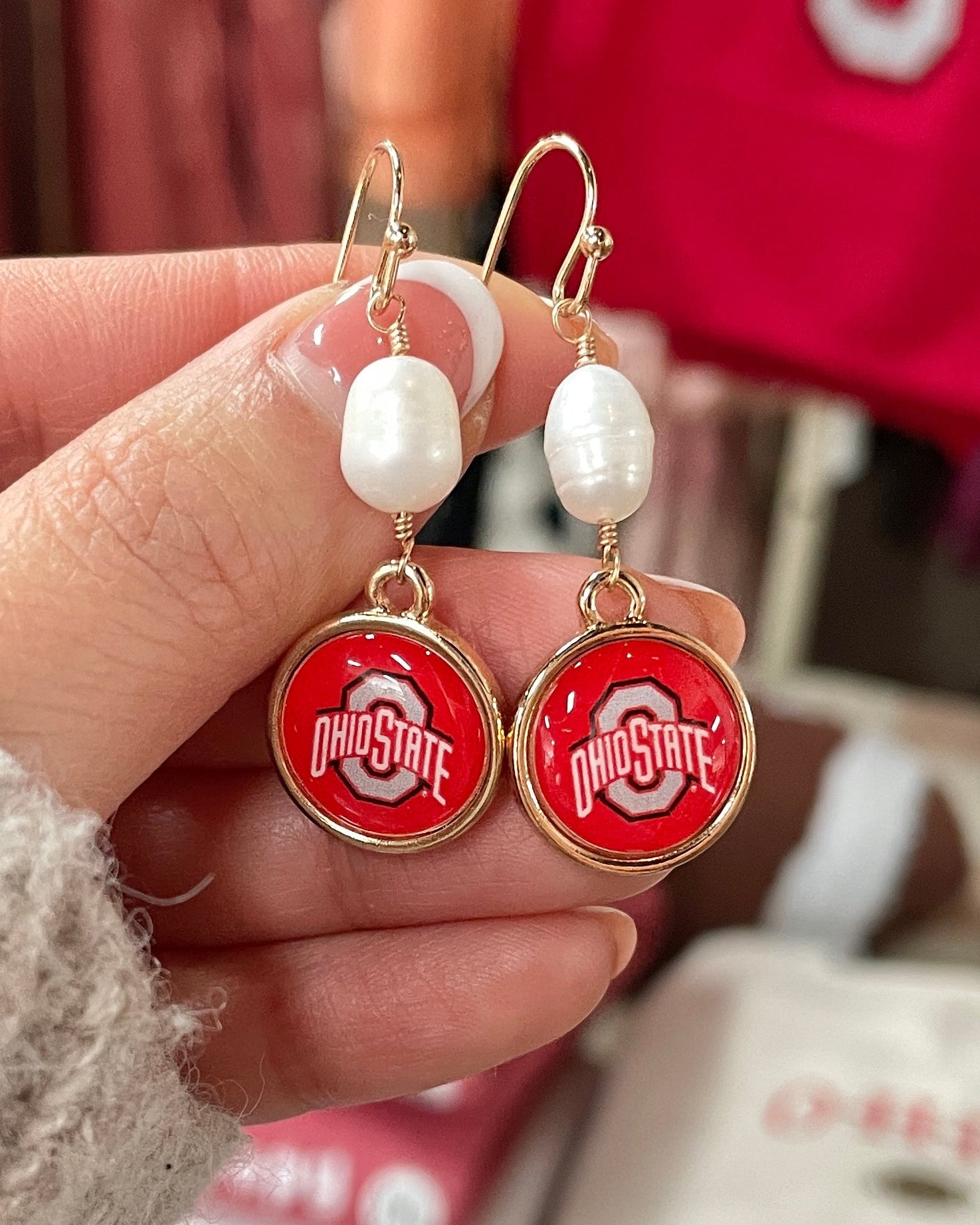 Ohio State Circle Pearl Earrings - Gold